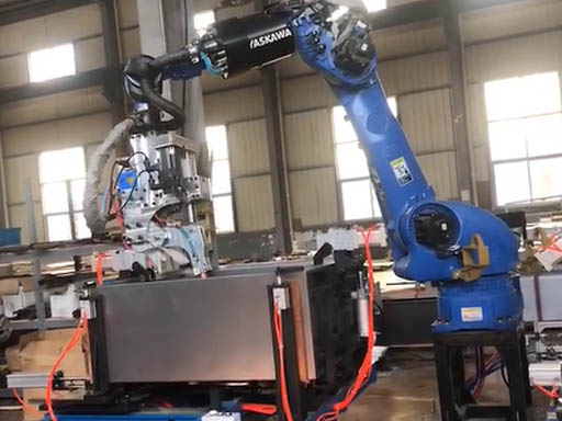 鈑金柜體焊接-點(diǎn)焊機(jī)器人