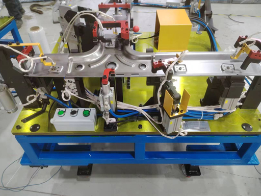 汽車(chē)左右B柱焊合件焊接夾具